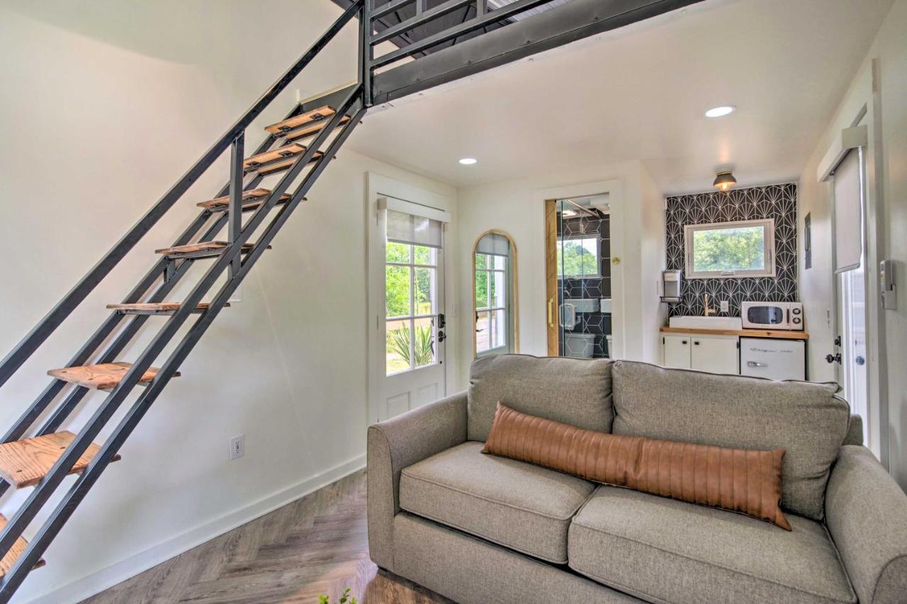 Chic Tiny Home Retreat About 2 Mi To Msu Campus! Starkville Kültér fotó